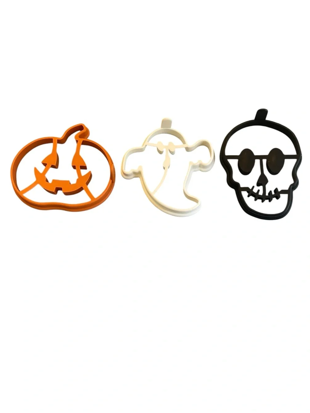 Sur La Table set of 3 HALLOWEEN  Egg  and Pancake Silicone Molds Skull Ghost
